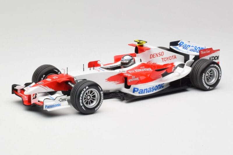 Toyota TF107 #12 J. Trulli F1 Launch Livery 2007 Minichamps 1:18 AM601321 Diecast