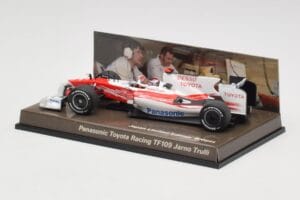 Toyota TF109 Panasonic Toyota Racing #9 J. Trulli F1 2009 Minichamps 1:43 AM62130 Diecast - image 3 of 5