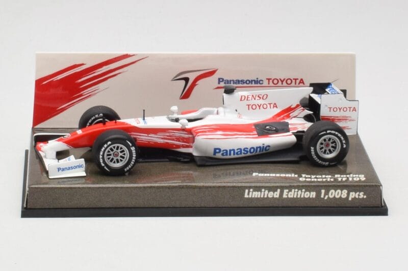 Toyota TF109 Panasonic Toyota Racing #9 J. Trulli F1 2009 Minichamps 1:43 AM621323 Diecast