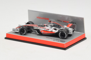 McLaren MP4-22 Mercedes #1 F. Alonso Vodafone McLaren Showcar F1 2007 Minichamps 1:43 533074371 Diecast - image 3 of 5