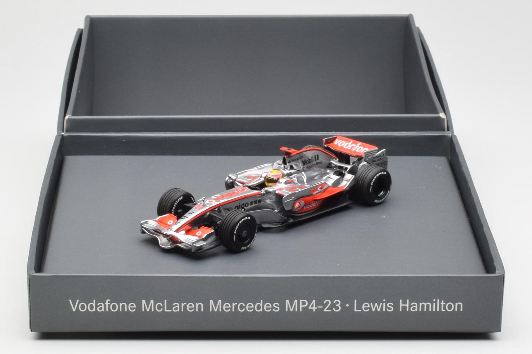 Minichamps McLaren MP4-23 Hamilton 2008 1:43