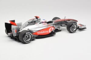 McLaren MP4-25 Vodafone #1 J. Button F1 2010 Minichamps 1:18 530101871-R1 Diecast - image 2 of 7