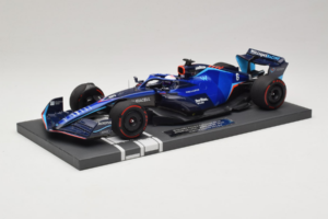 Williams FW44 Mercedes #6 N. Latifi Bahrain GP 2022 Minichamps 1:18 117220106 Diecast - image 2 of 6