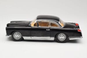 Facel Vega HK500 Black Sun Star 1:18 3751 Diecast - image 4 of 8