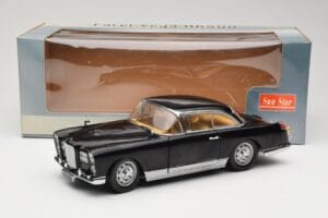Facel Vega HK500 Black Sun Star 1:18 3751 Diecast - image 8 of 8
