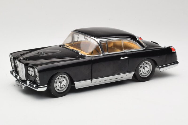 Facel Vega HK500 Black Sun Star 1:18 3751 Diecast
