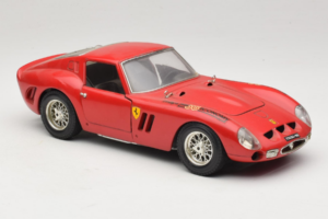 Ferrari 250 GTO Red Bburago 1:18 B003 Diecast - image 6 of 8