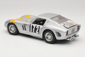 Ferrari 250 GTO #172 Tour de France 1964 Bburago 1:18 7011 Diecast - image 7 of 8