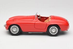 Ferrari 125 S Red Hot Wheels 1:18 L2954 Diecast - image 4 of 8