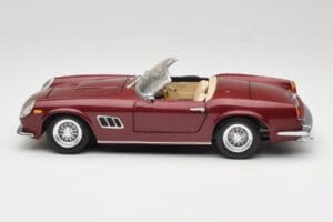 Ferrari 250 GT California Spider LWB Maroon Red Hot Wheels 1:18 25727 Diecast - image 4 of 8