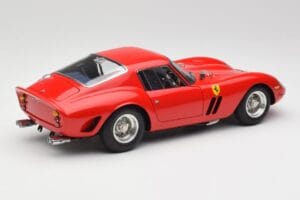 Ferrari 250 GTO London Show Red CMC 1:18 M-256 Diecast - image 2 of 6