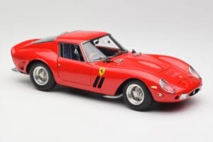 Ferrari 250 GTO London Show Red CMC 1:18 M-256 Diecast - image 4 of 6
