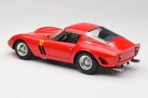 Ferrari 250 GTO London Show Red CMC 1:18 M-256 Diecast - image 5 of 6
