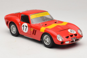 Ferrari 250 GTO #17 Bburago Sammlerborse Red Bburago 1:18 3007-P1 Diecast - image 6 of 8