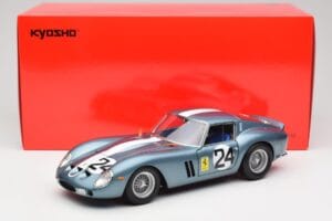 Ferrari 250 GTO #24 P. Rodriguez 12 Hours of Sebring GT3.0 Winner 1962 Kyosho 1:18 08438D Diecast - image 8 of 8