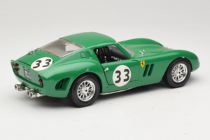 Ferrari 250 GTO #33 Green Bburago 1:18 3011-G1 Diecast - image 3 of 8