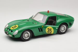 Ferrari 250 GTO #35 Green 1962 Bburago 1:18 3011-G2 Diecast - image 2 of 8