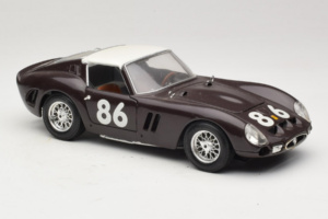 Ferrari 250 GTO #86 Black Bburago 1:18 3011-B1 Diecast - image 6 of 8