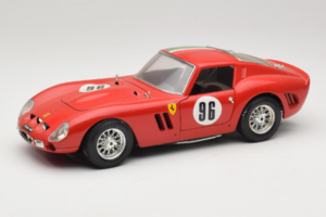 Ferrari 250 GTO #96 Red Italian Flag 1962 Bburago 1:18 3011-P2 Diecast
