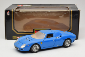 Ferrari 250 LM Blue Bburago 1:18 3033-B1 Diecast - image 8 of 8