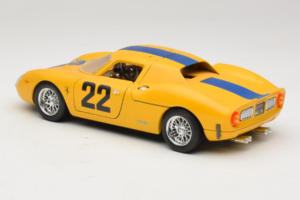Ferrari 250 LM #22 Yellow 1965 Bburago 1:18 3333-Y1 Diecast - image 7 of 8