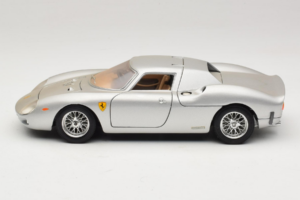 Ferrari 250 LM Silver Bburago 1:18 3033-S1 Diecast - image 4 of 8