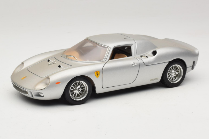 Ferrari 250 LM Silver Bburago 1:18 3033-S1 Diecast