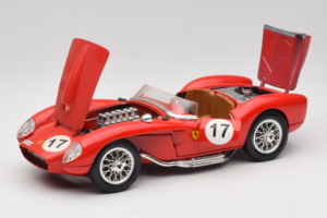 Ferrari 250 Testa Rossa #17 Red 1957 Bburago 1:18 3007-R4 Diecast - image 2 of 8