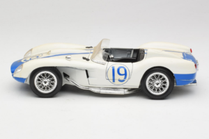 Ferrari 250 Testa Rossa #19 White Replacement Box 1957 Bburago 1:18 3007-R5 Diecast - image 4 of 8
