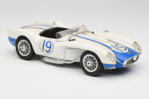 Ferrari 250 Testa Rossa #19 White Replacement Box 1957 Bburago 1:18 3007-R5 Diecast - image 6 of 8