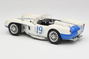 Ferrari 250 Testa Rossa #19 White Replacement Box 1957 Bburago 1:18 3007-R5 Diecast - image 7 of 8