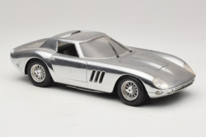 Ferrari 275 GTB Chrome Silver Guiloy 1:18 B004 Diecast - image 6 of 8