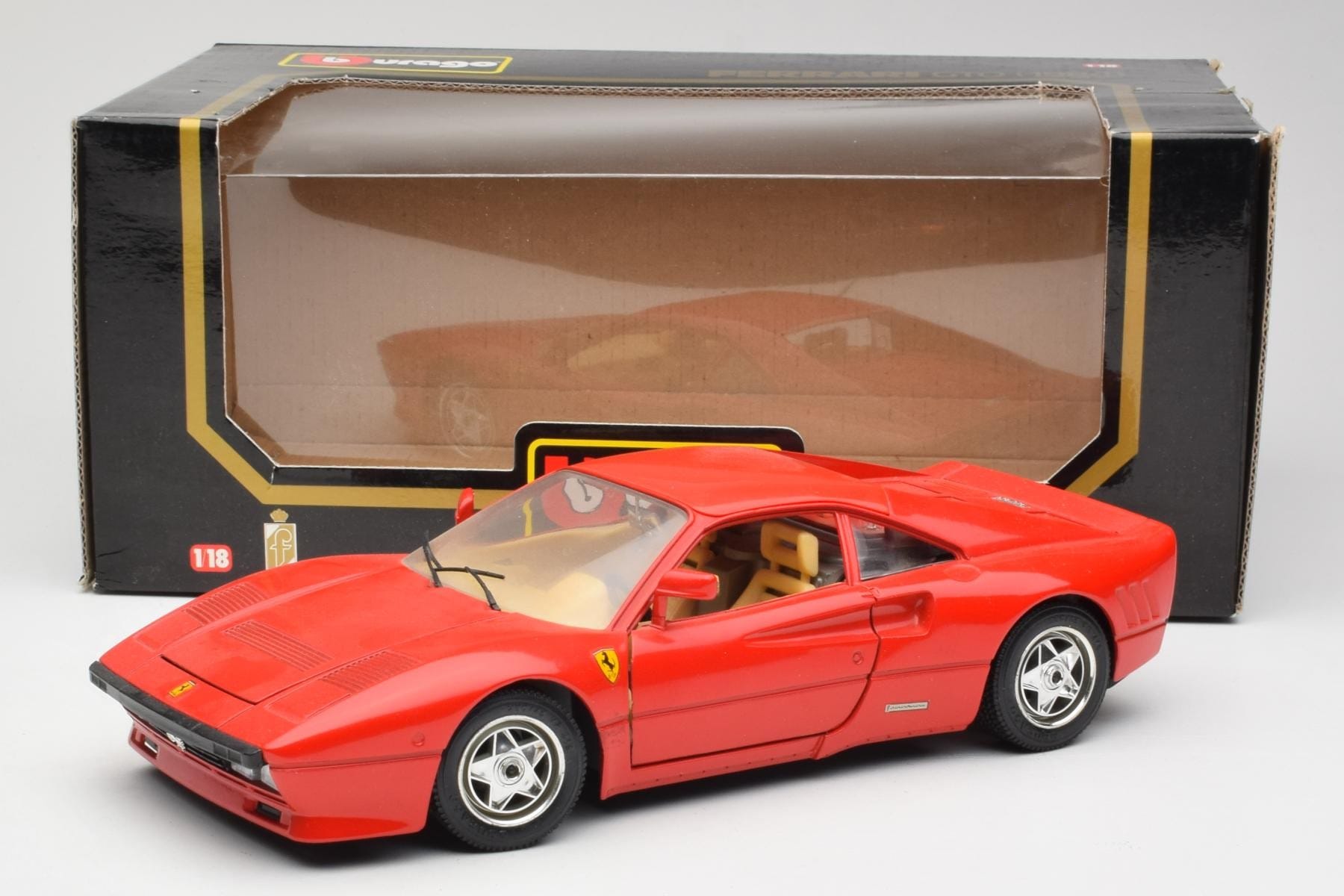 Ferrari 288 GTO Red Bburago 1:18