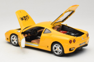 Ferrari 360 Modena 25 Jahre FMC Yellow Bburago 1:18 3358-Y1 Diecast - image 5 of 8