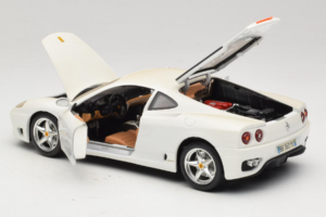 Ferrari 360 Modena White Bburago 1:18 3368-W1 Diecast - image 5 of 8