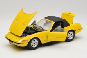 Ferrari 365 GTS/4 Daytona Cabriolet Yellow Techno Giodi 1:18 740028 Diecast - image 2 of 8