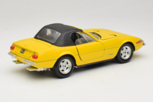 Ferrari 365 GTS/4 Daytona Cabriolet Yellow Techno Giodi 1:18 740028 Diecast - image 3 of 8