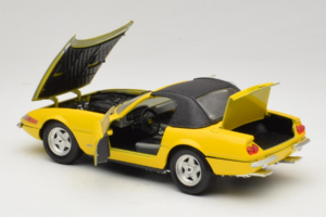 Ferrari 365 GTS/4 Daytona Cabriolet Yellow Techno Giodi 1:18 740028 Diecast - image 5 of 8