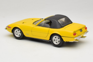 Ferrari 365 GTS/4 Daytona Cabriolet Yellow Techno Giodi 1:18 740028 Diecast - image 7 of 8