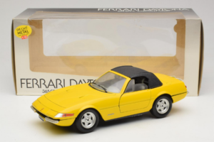 Ferrari 365 GTS/4 Daytona Cabriolet Yellow Techno Giodi 1:18 740028 Diecast - image 8 of 8
