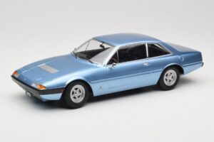 Ferrari 365 GT4 2+2 Blue KK-Scale 1:18 KKDC180162 Diecast