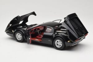 Ferrari 365 GT4/BB Black Kyosho 1:18 08173K Diecast - image 5 of 8