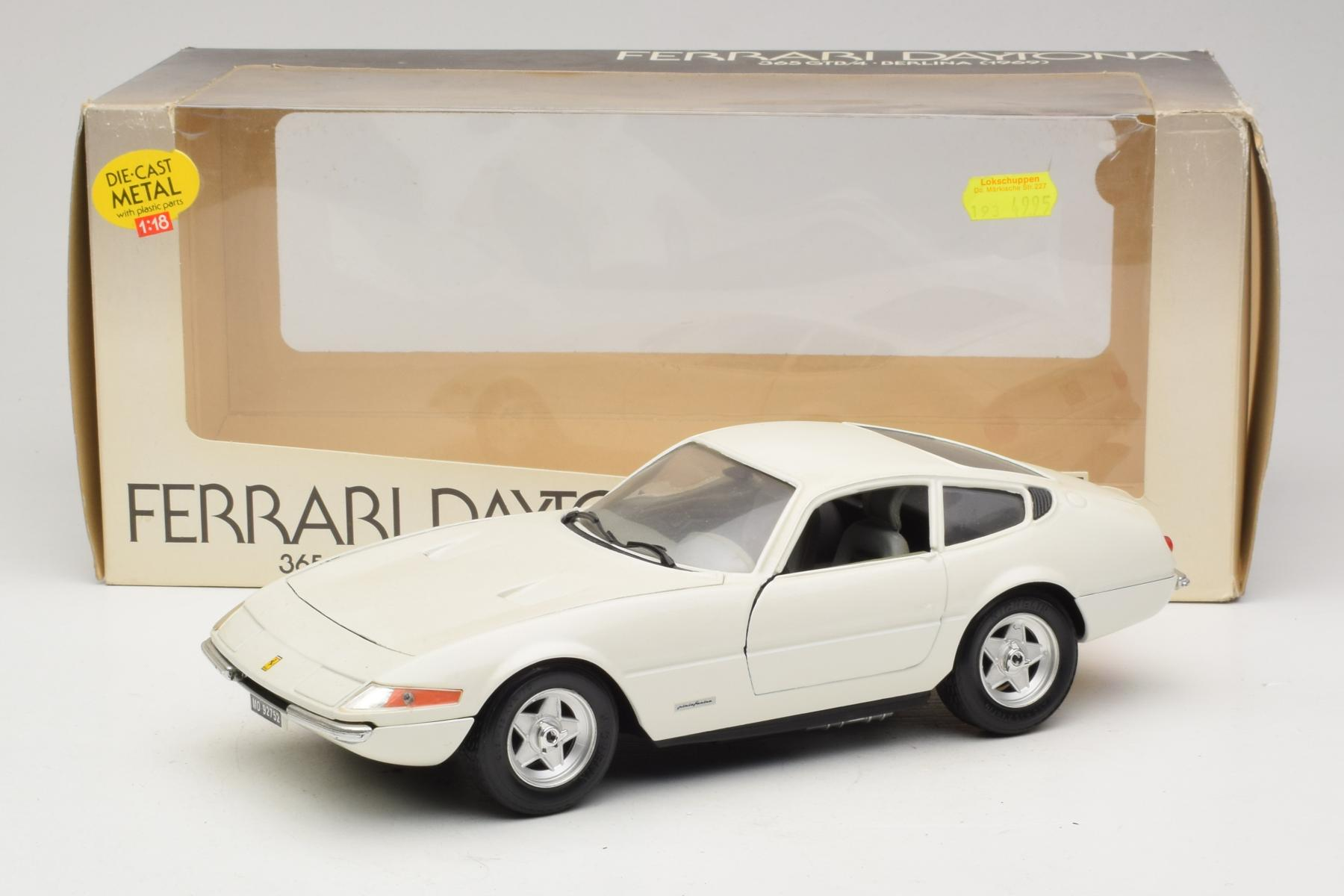 Ferrari 365 GTB/4 Daytona Berlina White Techno Giodi 1:18
