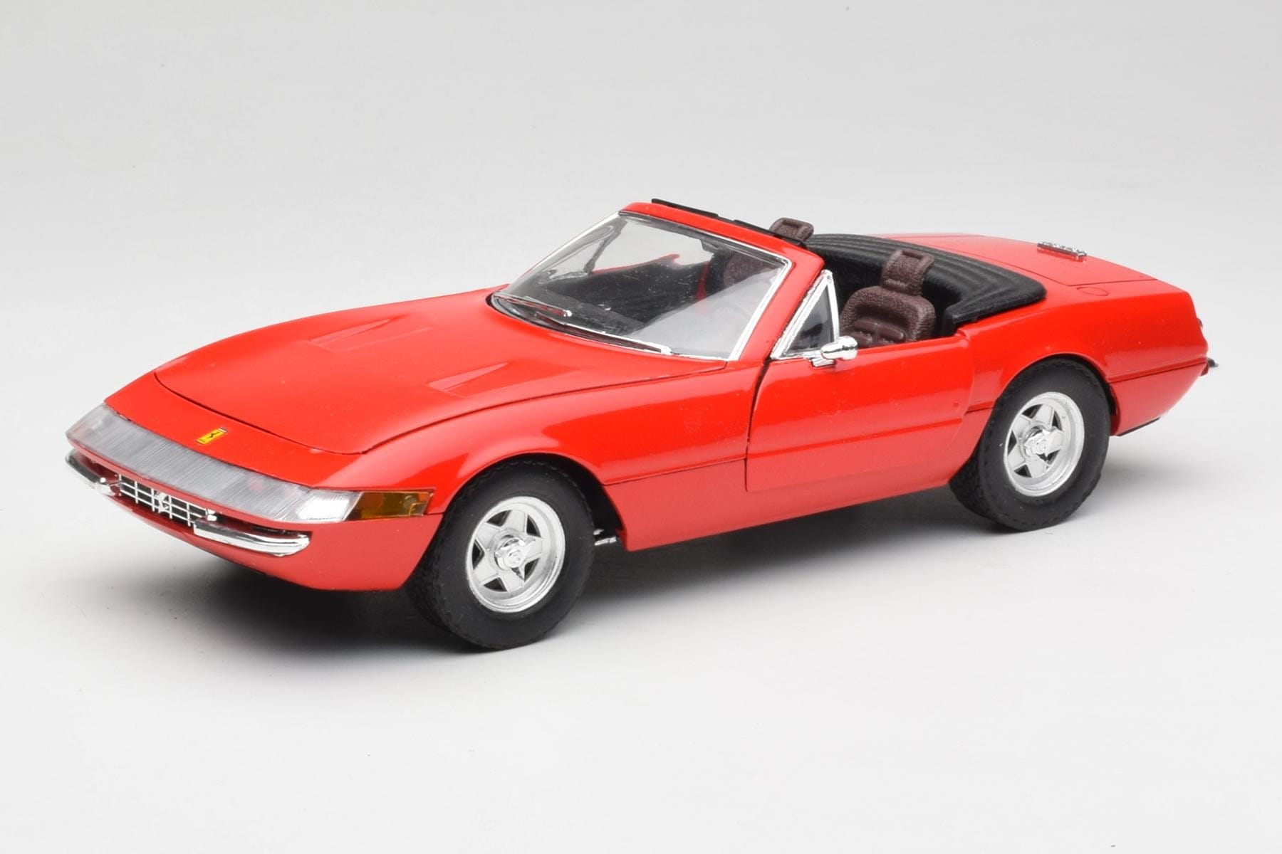 Solido Ferrari 365 GTS 1:18 Red Diecast Convertible