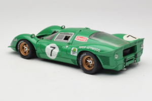 Ferrari 412P #7 Green 24 Hours of Daytona 1967 Eagles Race 1:18 37000 Diecast - image 7 of 8