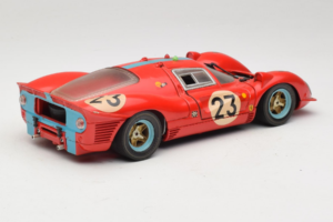 Ferrari 412P #23 W. Mairesse / J. Beurlys Le Mans 1967 Red Revell 1:18 48826 Diecast - image 3 of 8