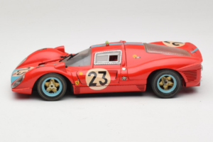 Ferrari 412P #23 W. Mairesse / J. Beurlys Le Mans 1967 Red Revell 1:18 48826 Diecast - image 4 of 8