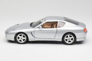 Ferrari 456 GT Silver Bburago 1:18 3036-M2 Diecast - image 4 of 8