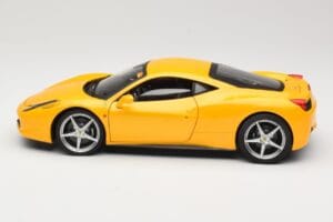 Ferrari 458 Italia Yellow Hot Wheels 1:18 P9894 Diecast - image 4 of 8