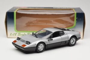 Ferrari 512BB Silver Kyosho 1:18 08171S Diecast - image 8 of 8